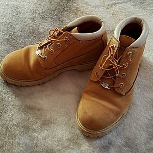 Timberlands Waterproof Low Cut Boots